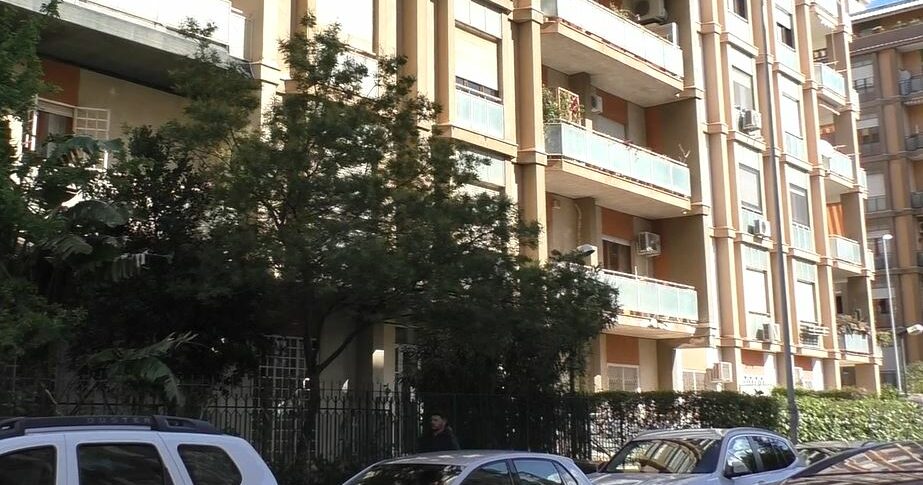 Palermo, Una 37enne Trovata Morta In Casa Con Ferite Da Taglio ...