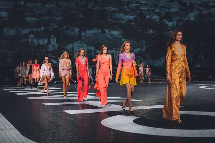 La parigina rock di Chanel Cruise sfila a Los Angeles - Giornale di Sicilia