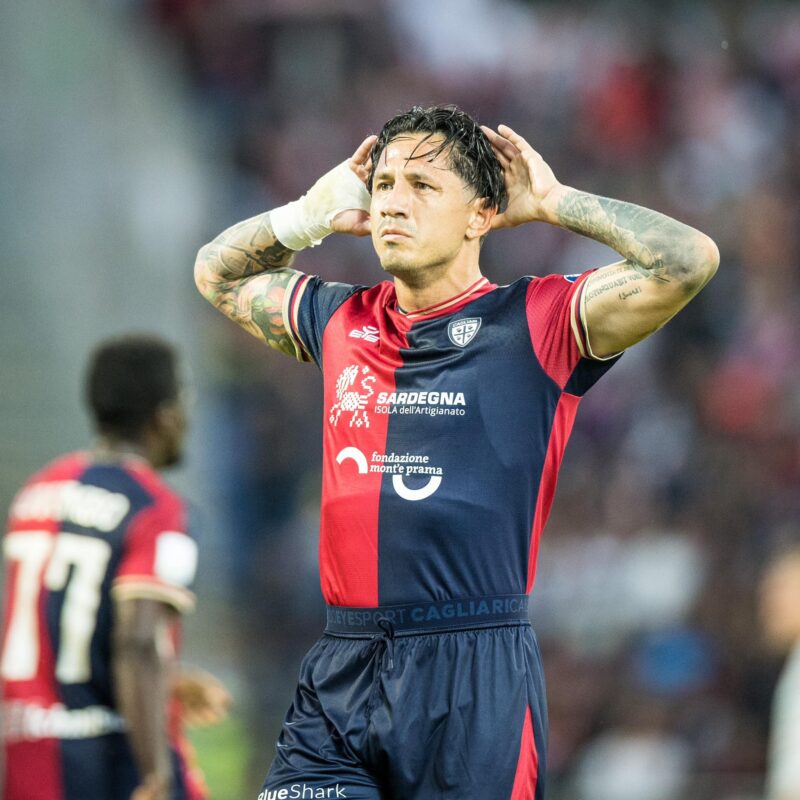 Lapadula (foto dalla pagina Facebook del Cagliari)