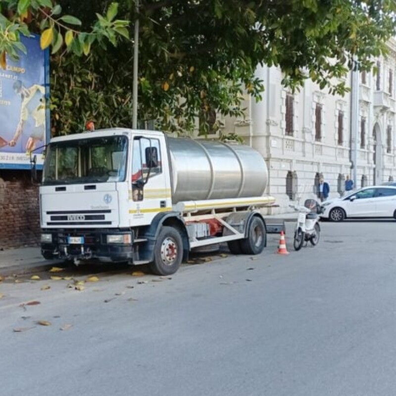 Scatta l'allarme per acqua inquinata nel centro di Messina, arriva il divieto: "Non usatela"