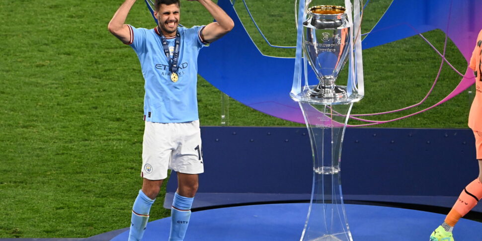 https://assets.gds.it/2023/06/UEFA-Champions-League-Final-Manchester-City-vs-Inter-Milan_70963137-970x485.jpg