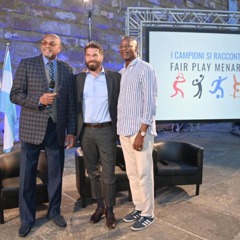 Tommie Smith, Ennio Troiano ed Edwin Moses alla XXVII edizione del Premio Internazionale Fair Play Menarini