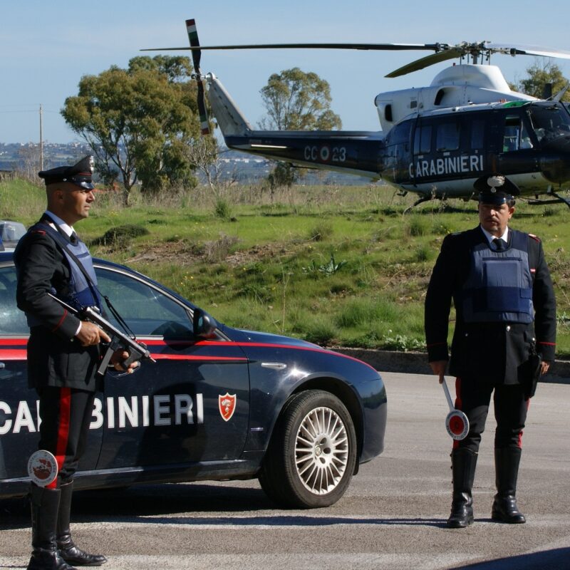 foto carabinieri castelvetrano