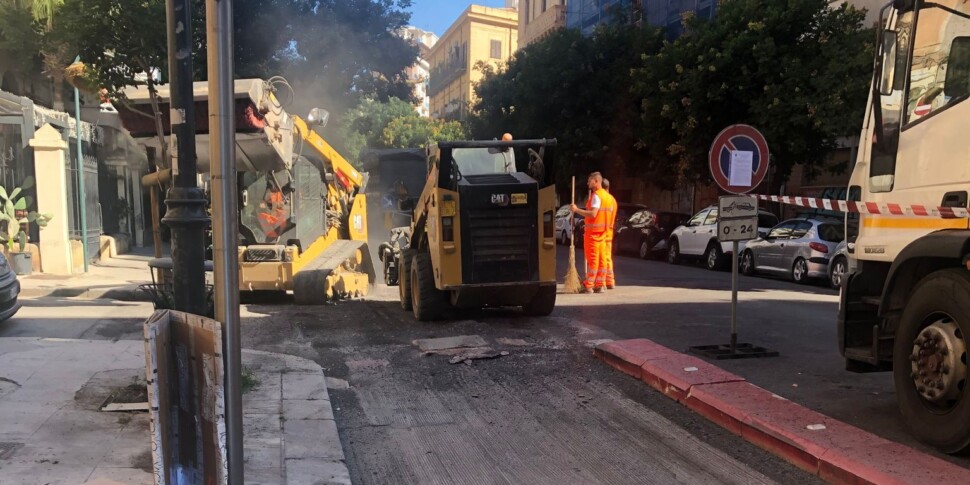 Palermo La Ciclovia Villafranca Praga Si Tinge Di Rosso Giornale Di Sicilia