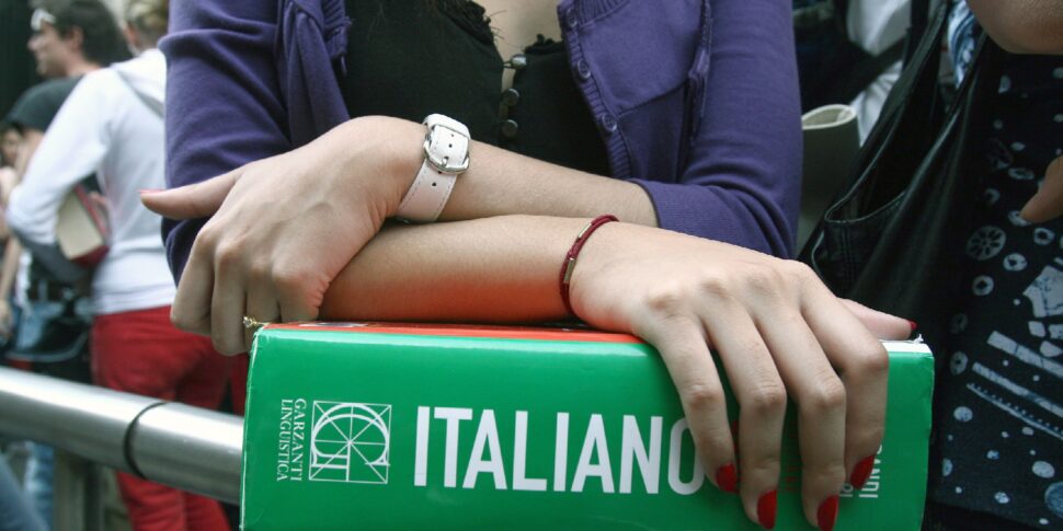 https://assets.gds.it/2023/08/esame-di-maturita-970x485.jpg