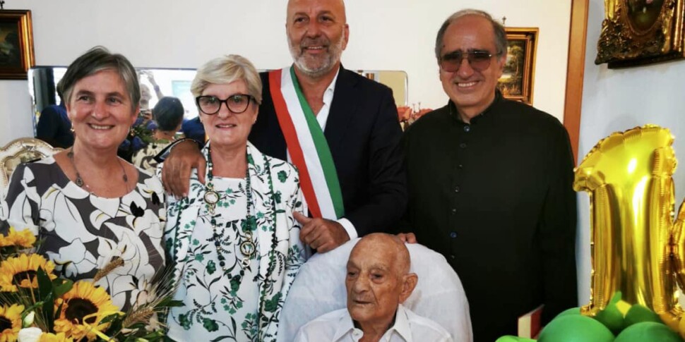 Il nonno dei record a Sambuca di Sicilia: festa per i cento anni di ...