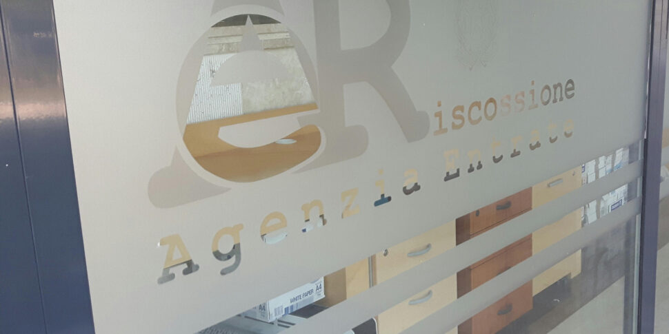https://assets.gds.it/2023/09/Agenzia-970x485.jpg