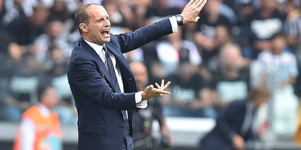 https://assets.gds.it/2023/09/italian-Serie-A-soccer-match-Juventus-FC-vs-SS-Lazio-at-the-Allianz-Stadium-in-Turin-Italy-16-september-2023-ANSAALESSANDRO-DI-MARCO_72758586-970x485.jpg