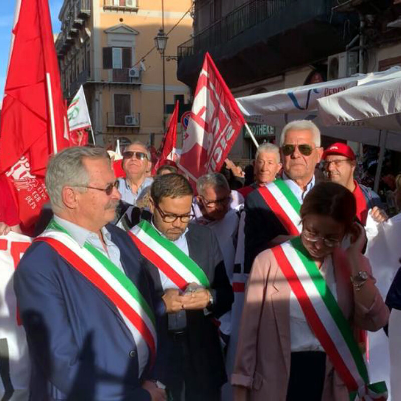 Palermo.Manifestazione per la sanità pubblica.corteo da piazza Bologni a palazzo dOrleans..Ph.Alessandro Fucarini.