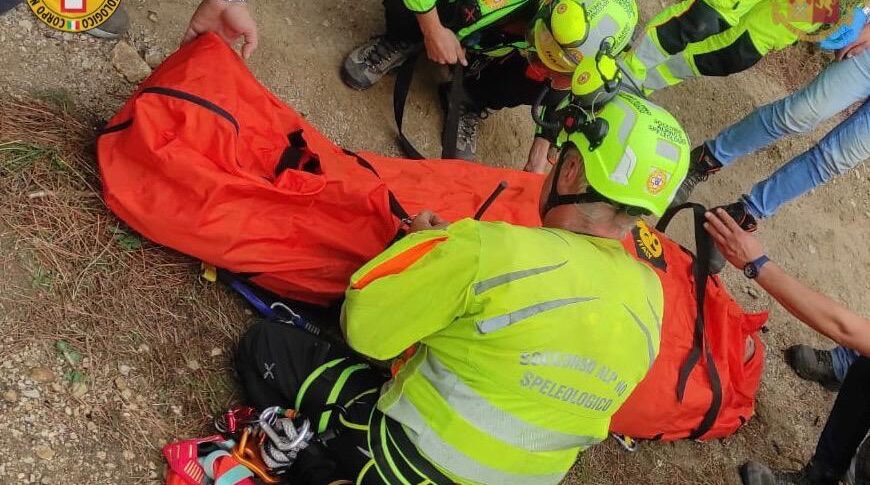 San Vito Lo Capo, turista viene colpita da un masso durante una scalata ...