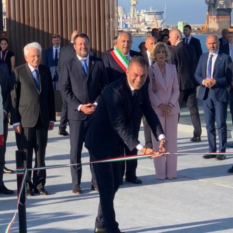 Inaugurato il nuovo porto di Palermo, Mattarella e Salvini al taglio del nastro