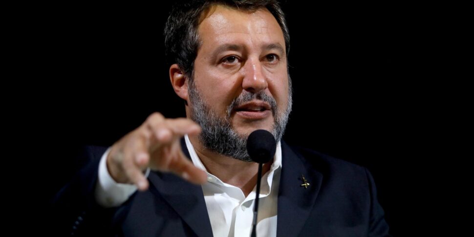 https://assets.gds.it/2023/10/matteo-salvini-970x485.jpg