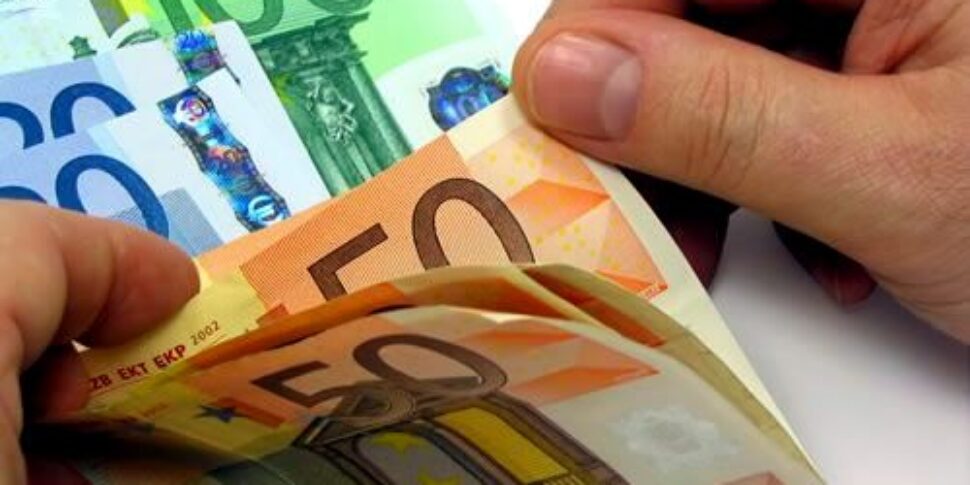 https://assets.gds.it/2023/11/Cessione-970x485.jpg