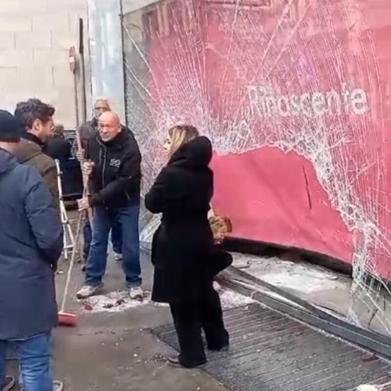 A Roma c'è una banda che ruba i volanti delle Mercedes