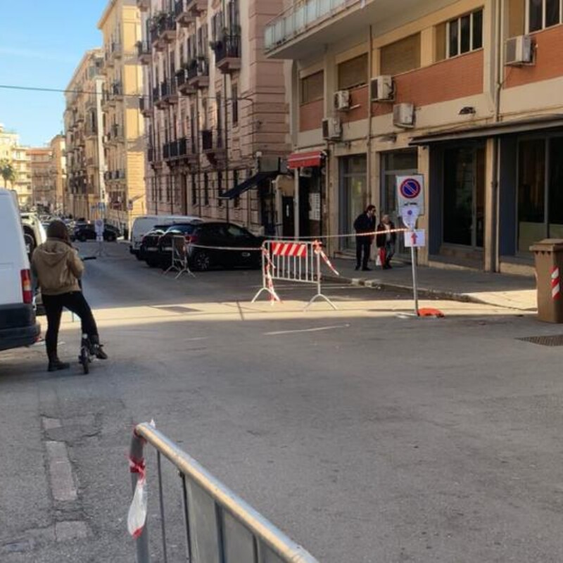 Palermo Notte Di Terrore Rissa E Colpi Di Pistola In Via La Lumia Trovati Bossoli E Tracce Di