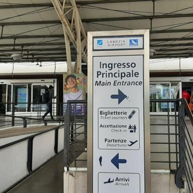 Arriva l'ok di Bruxelles a 120 milioni di aiuti per i collegamenti aerei con la Calabria