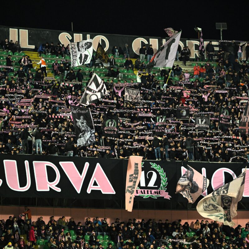 Barbera tifosi Palermo 26/12/2023: durante la partita di Serie B Palermo vs Cremonese allo Stadio Renzo Barbera di Palermo(Foto Tullio Puglia)