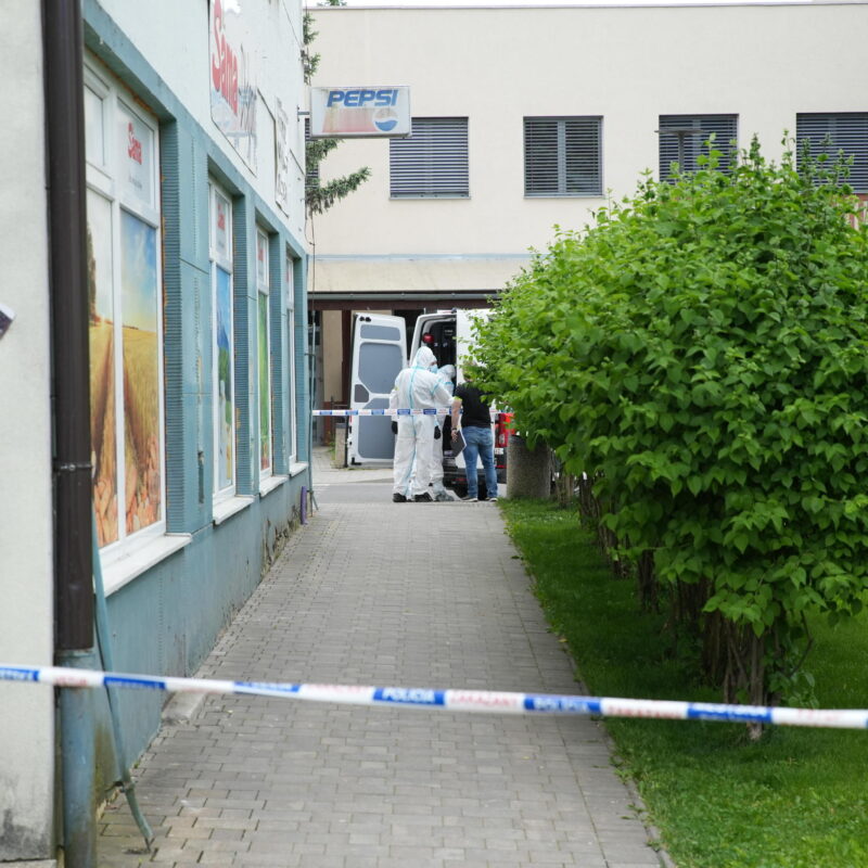 epa11342364 Police investigators work near the cordoned-off crime scene where Slovak Prime Minister Robert Fico was shot earlier in the day, in Handlova, Slovakia, 15 May 2024. According to a statement from the Slovak government office on 15 May, "following a government meeting in Handlova, there was an assassination attempt on the Prime Minister of the Slovak Republic Robert Fico. He is currently being transported by helicopter to Banska Bystrica Hospital in a life-threatening condition." EPA/JAKUB GAVLAK