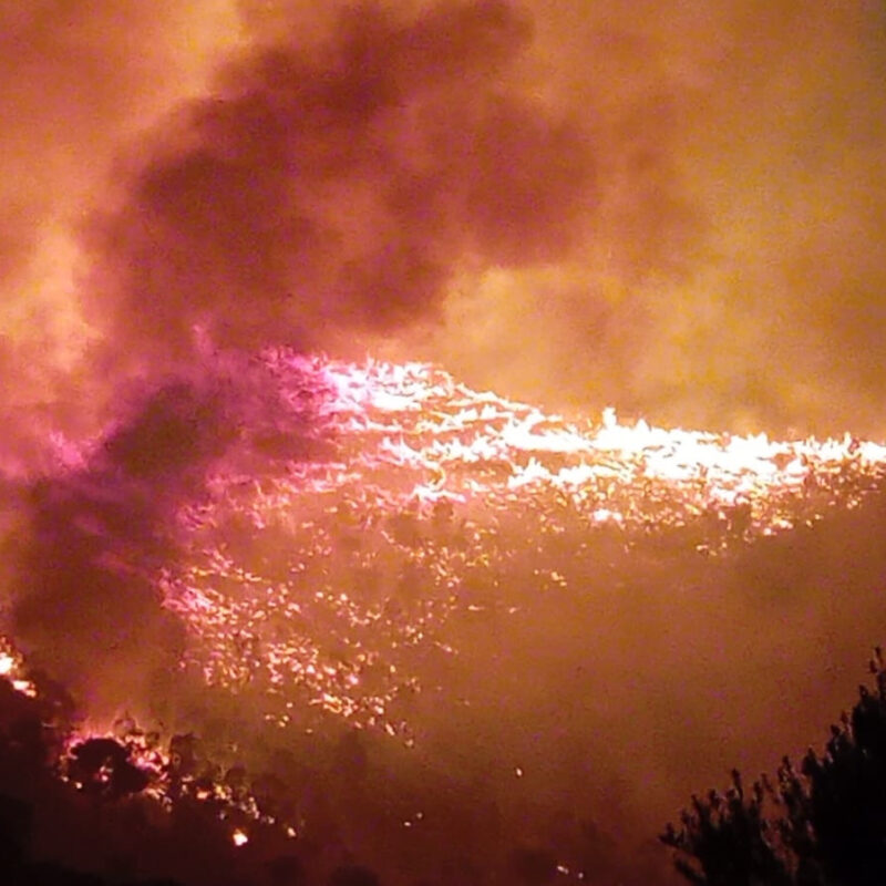 Incendio monte Inici Castellammare
