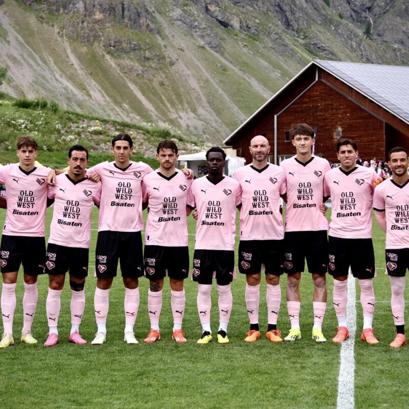 Gli undici che hanno cominciato la partita (foto dal sito del Palermo Fc)