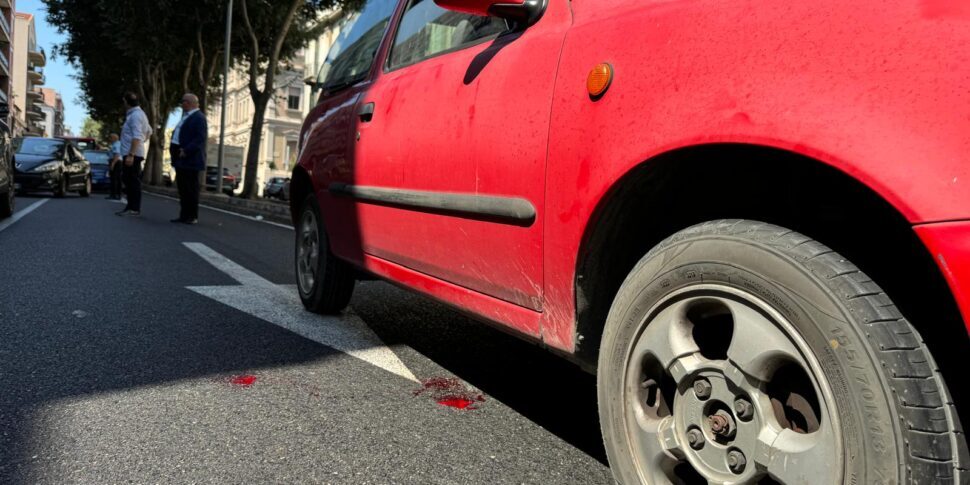 Messina, donna di 83 anni investita mentre attraversa la strada: è in ...