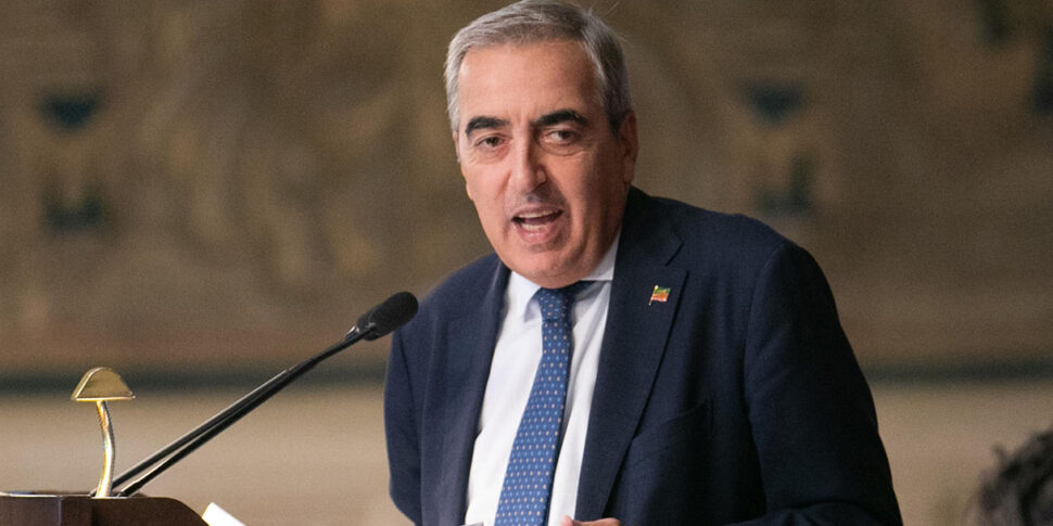 https://assets.gds.it/2024/07/gasparri-970x485.jpg