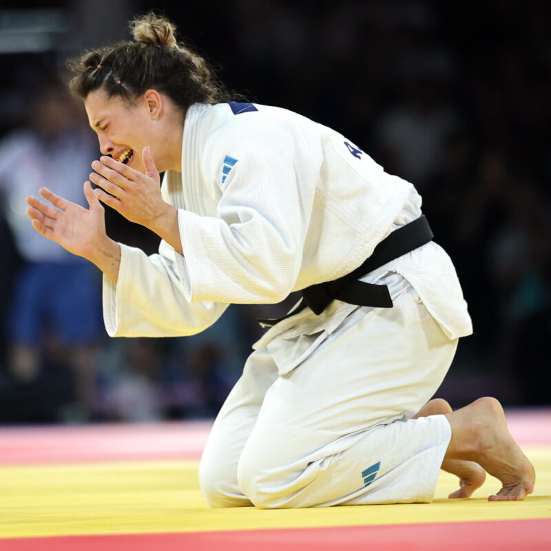 epa11516278 Alice Bellandi of Italy celebrates winning against Inbar Lanir of Israel the Women -78kg final bout of the Judo competitions in the Paris 2024 Olympic Games, at the Champs-de-Mars Arena in Paris, France, 01 August 2024. EPA/CHRISTOPHE PETIT TESSON