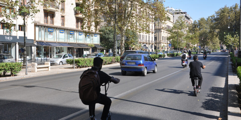 https://assets.gds.it/2024/08/Carreggiata-970x485.jpg