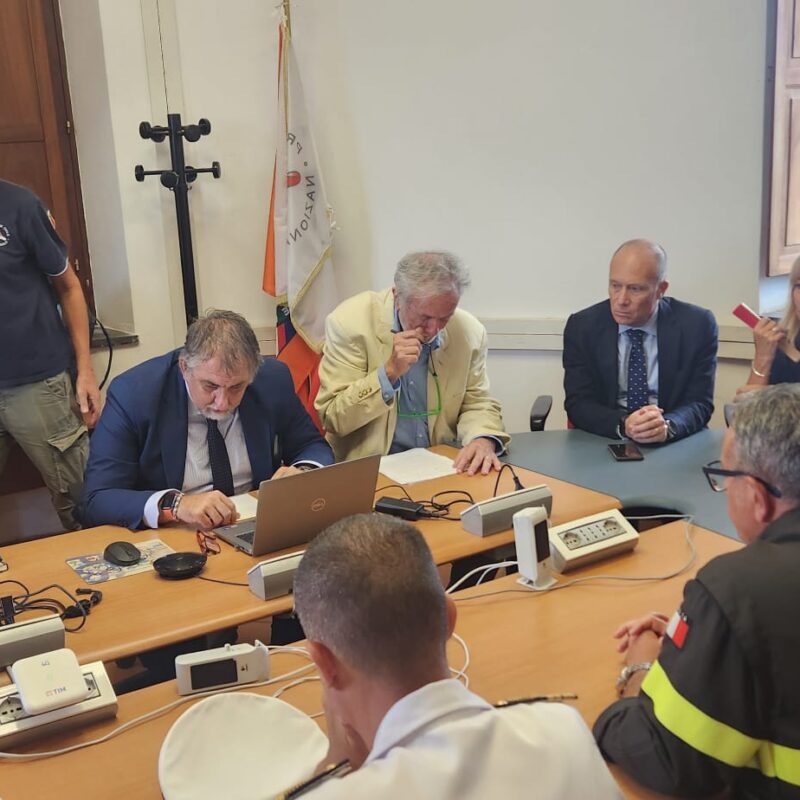 La riunione di Stromboli con il nuovo capo della Protezione civile nazionale Ciciliano