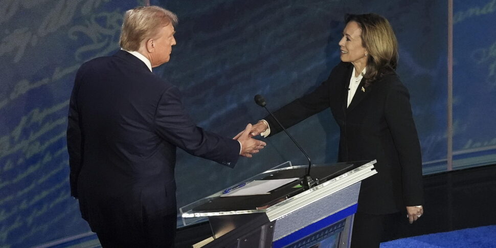 https://assets.gds.it/2024/09/Trump-e-Harris-970x485.jpg