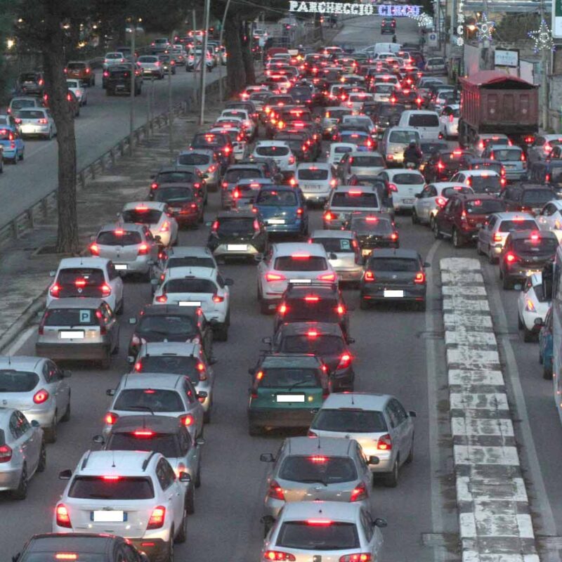 Una foto di lavori in viale Regione Siciliana