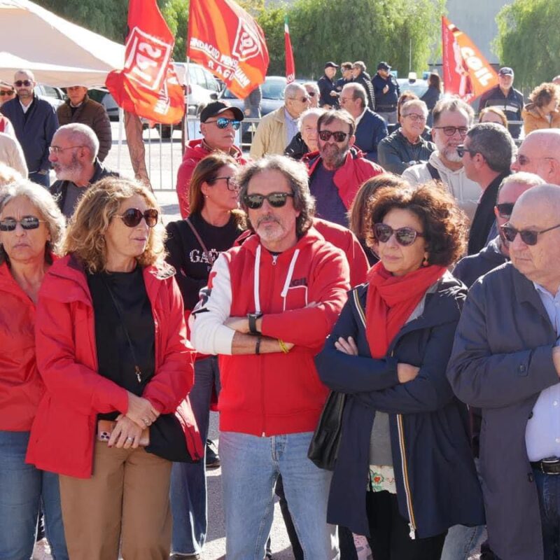 La Cgil in piazza a Modica: la protesta contro la mancata riorganizzazione della sanità