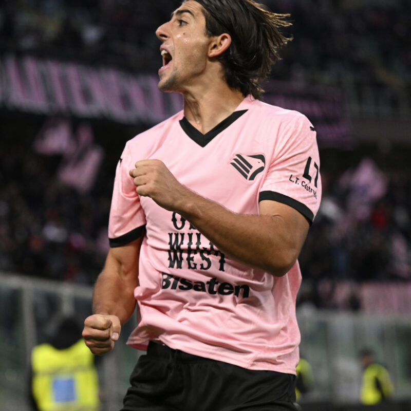 Palermo 01/12/2024: durante la partita di Serie B Palermo vs Spezia allo Stadio Renzo Barbera di Palermo(Foto Tullio Puglia)