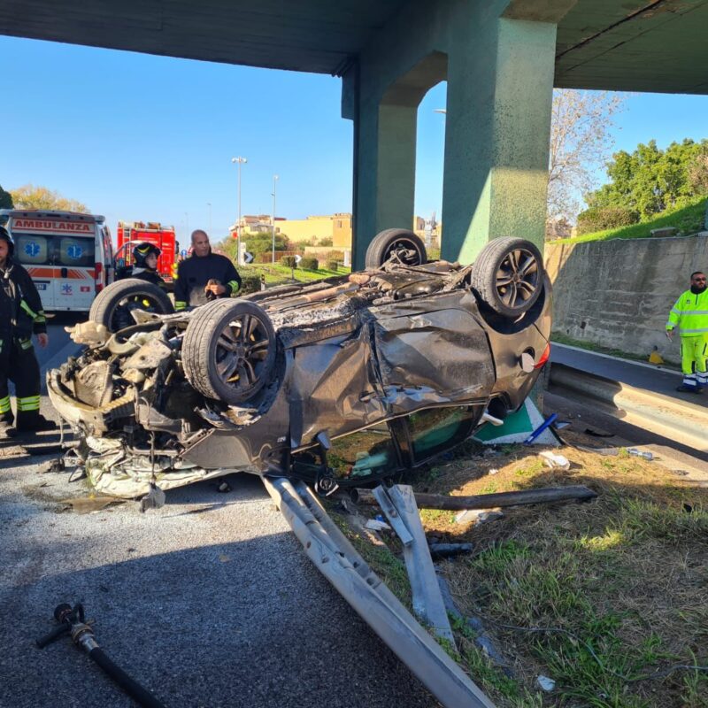 L'auto coinvolta nell'incidente (foto Pino Grasso)