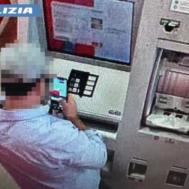 SI SPACCIA PER AVVOCATO E DERUBA ANZIANI IN TUTTA ITALIA PER OLTRE 30 MILA EURO AL MESE, TRUFFATORE SERIALE INDIVIDUATO A CATANIA DALLA POLIZIA DI STATO