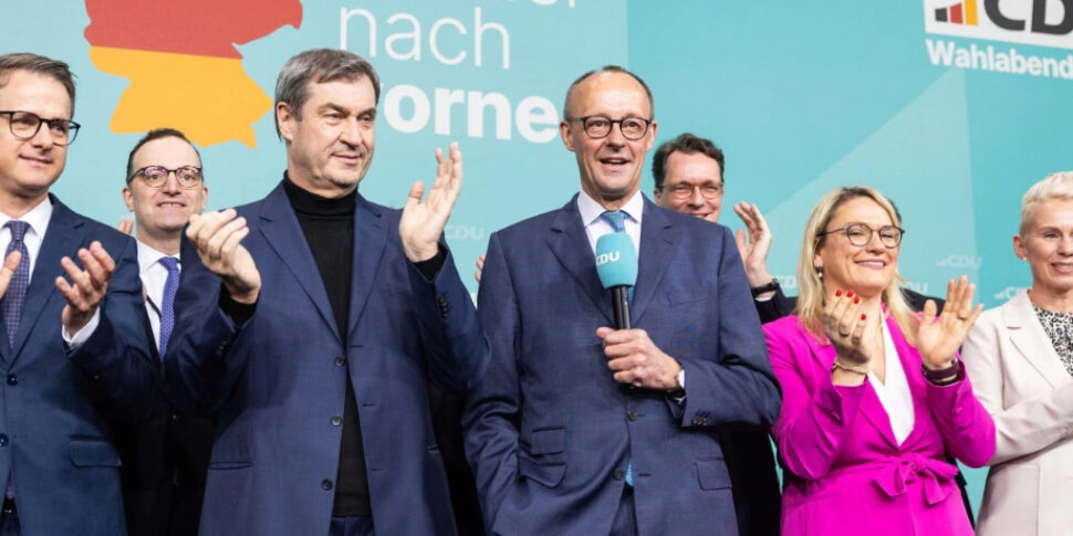 https://assets.gds.it/2025/02/Friederich-Mertz-970x485.jpg