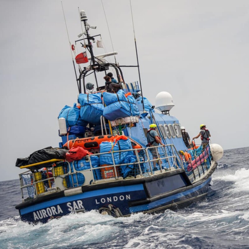 La nave Aurora della Ong Sea Watch si sta recando nella vicinanze della piattaforma petrolifera Miskar per prestare soccorso ai naufraghi che, da quattro giorni, hanno trovato lì riparo. Lo si apprende da fonti della stessa Ong, 4 Marzo 2025. ANSA/US