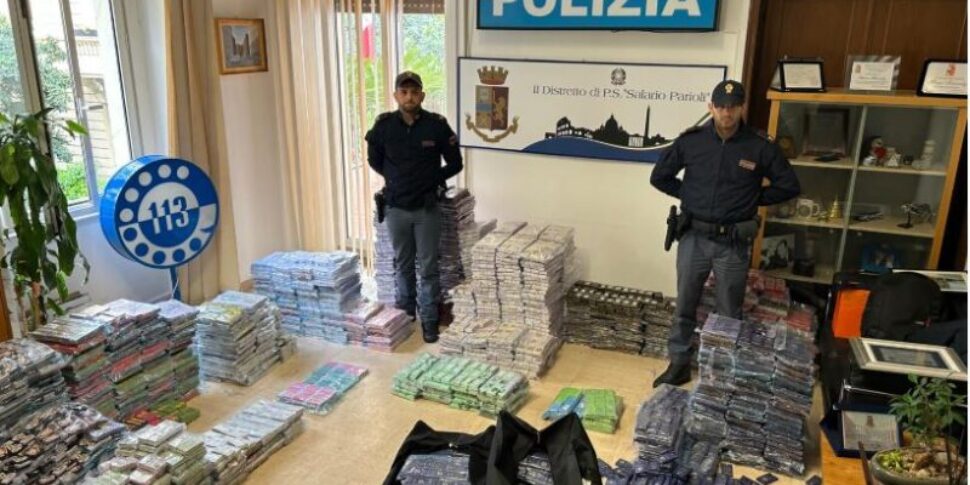 https://assets.gds.it/2025/04/droga-sequestrata-970x485.jpg
