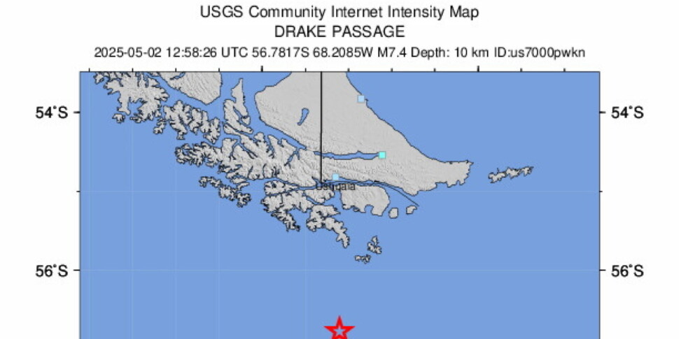 https://assets.gds.it/2025/05/7.4-magnitude-earthquake-hits-south-of-Chile_84844575-scaled-970x485-1746201909.jpg