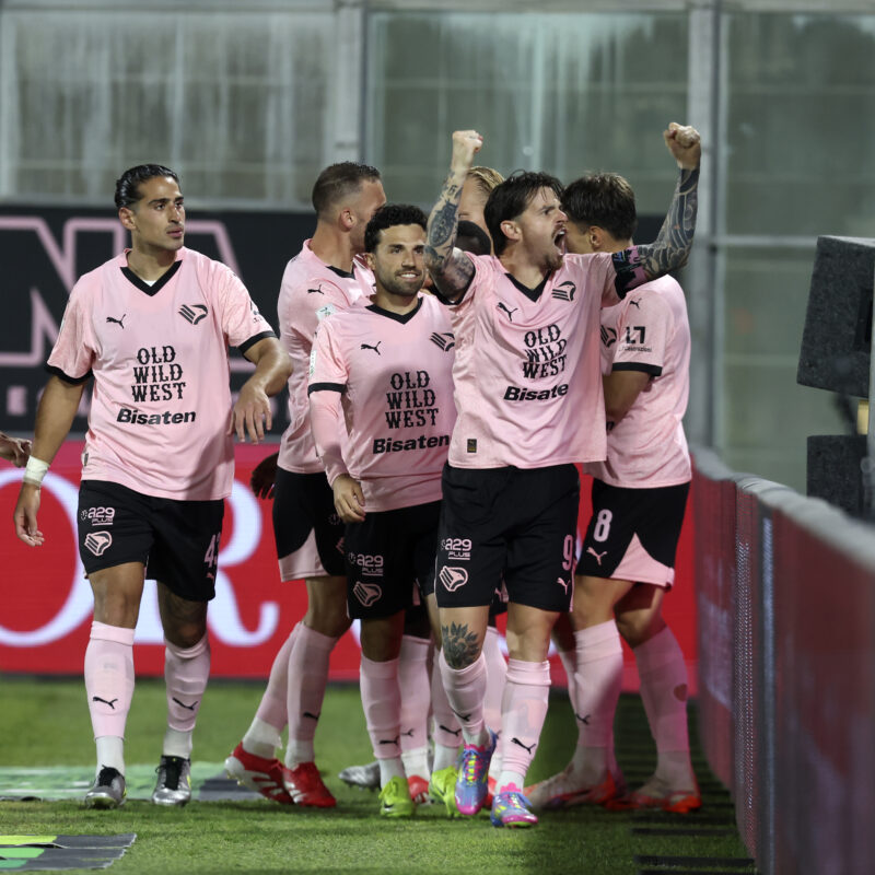 Palermo 09/05/2024: durante la partita di Serie B Palermo vs Frosinone allo Stadio Renzo Barbera di Palermo.(Foto Tullio Puglia)
