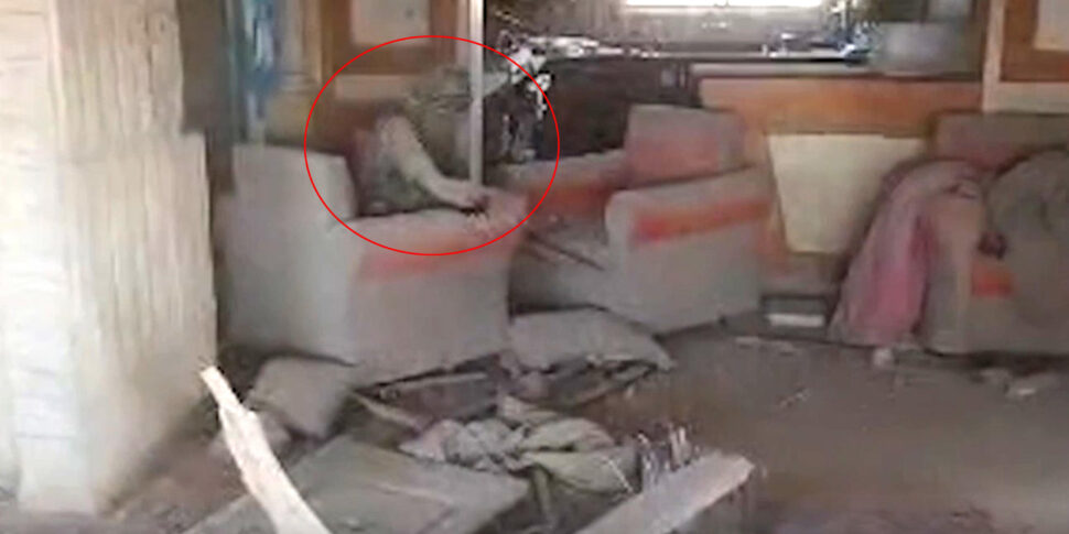 https://assets.gds.it/2025/05/FRAME-DA-VIDEO-IDF-Questo-e-il-drone-che-ha-individuato-Sinwar-prima-che-fosse-ucciso.-Video-rilasciato-dallesercito_85210271-970x485.jpg