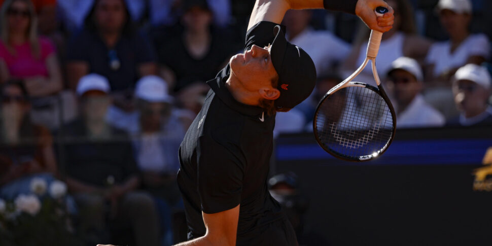 https://assets.gds.it/2025/05/Italian-Open-tennis-tournament_85066348-970x485.jpg