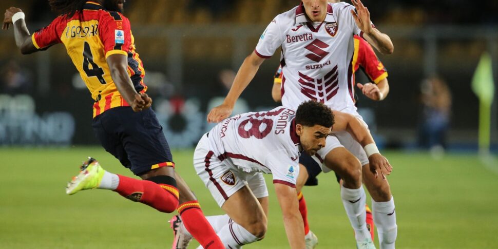 https://assets.gds.it/2025/05/Lecce-Torino-970x485.jpeg