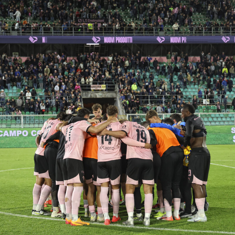 Palermo 09/05/2024: durante la partita di Serie B Palermo vs Frosinone allo Stadio Renzo Barbera di Palermo.(Foto Tullio Puglia)