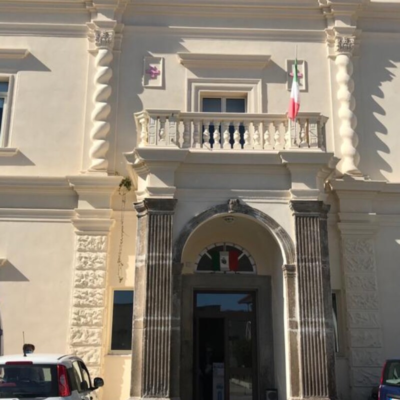 nave Siremar a Lipari