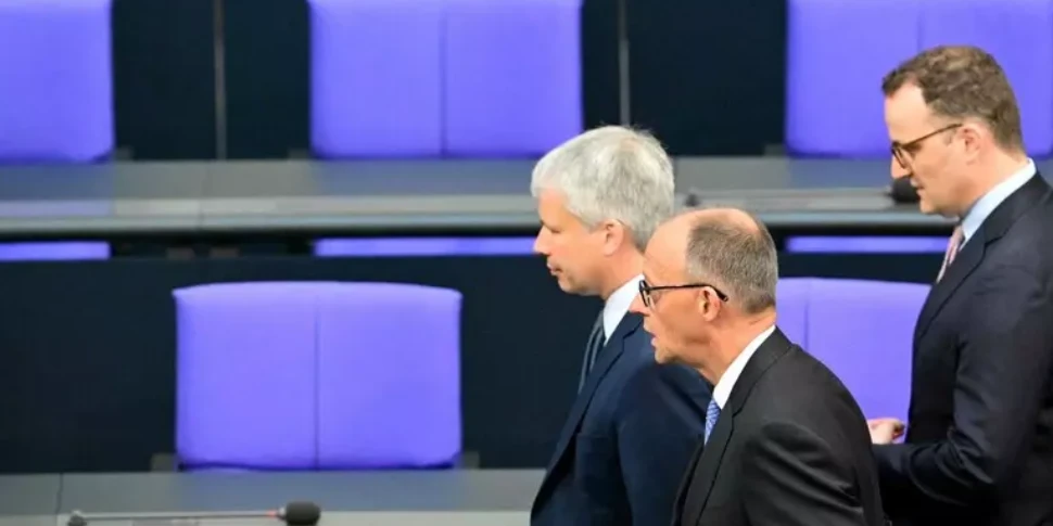 https://assets.gds.it/2025/05/merz-germania-politica-cancelliere-970x485-1746537959.webp