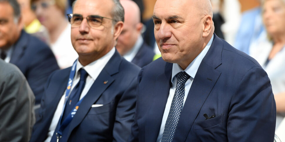 https://assets.gds.it/2025/06/ANSACOM-Festival-dellImprenditore-presso-il-Palazzo-delle-Esposizioni_85753556-970x485.jpg