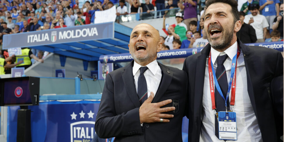 https://assets.gds.it/2025/06/FIFA-World-Cup-2026-qualifier-match-Italy-vs-Moldova_85694286-970x485.jpg