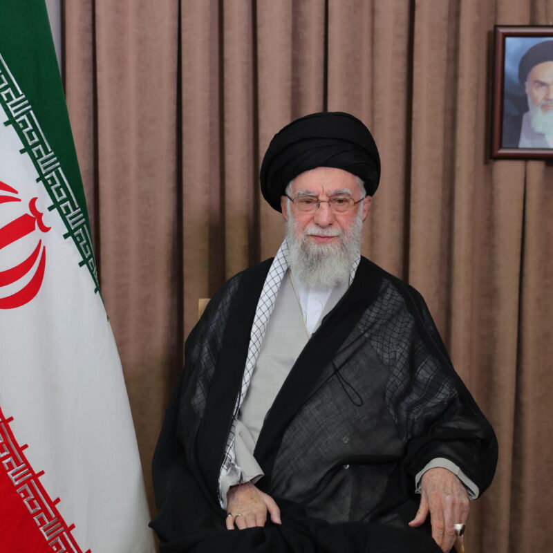 Voli cancellati sul Medio Oriente, i media: timori per un conflitto con l'Iran