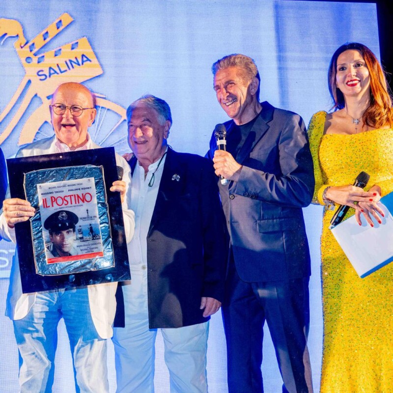 Da sinistra Massimiliano Cavaleri, Massimo Boldi, Giancarlo Saglimbeni, Ezio Greggio e Nadia La Malfa